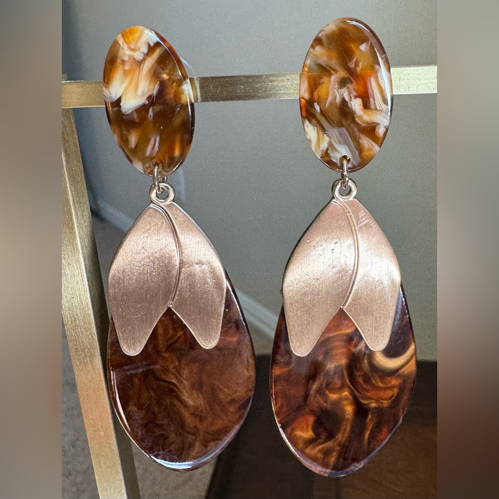 Tortoise Shell and Gold Leaf Earrings